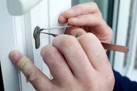 Royal Locksmith Store Waterford, MI 248-550-0716 - emergency-lockout